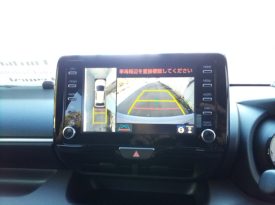 Toyota Yaris HYBRID G