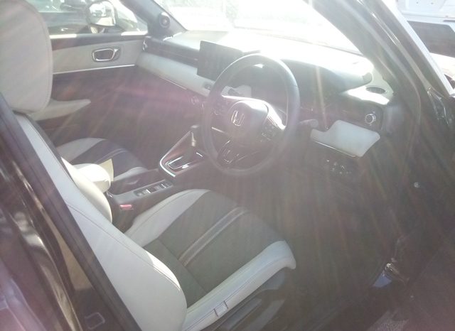 
								Honda Vezel e:HEV PLAY full									