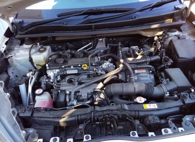 
								Toyota Yaris HYBRID G full									