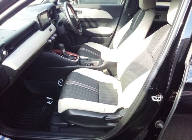 
								Honda Vezel e:HEV PLAY full									