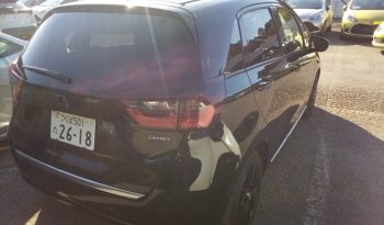 
									Honda Fit e:HEV LUXE full								