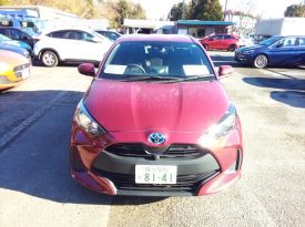 Toyota Yaris HYBRID G