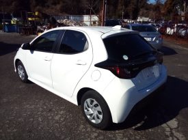 Toyota Yaris HV X