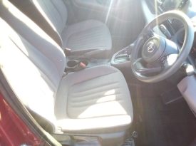 Toyota Yaris HYBRID G