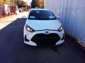 Toyota Yaris HYBRID X