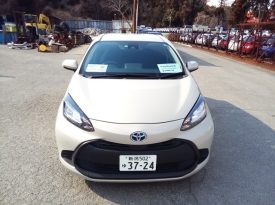 Toyota Aqua  X