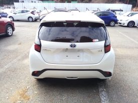 Toyota Aqua X
