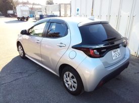 Toyota Yaris HYBRID X