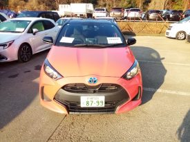 Toyota Yaris HYBRID G