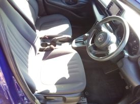 Toyota Yaris HYBRID X