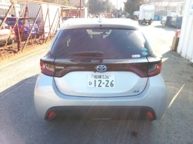 Toyota Yaris HYBRID X