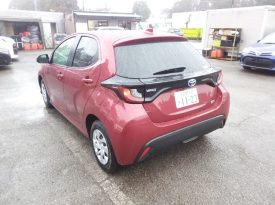 Toyota Yaris HYBRID G