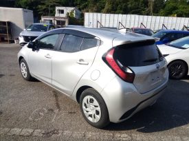 Toyota Aqua X
