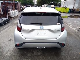 Toyota Aqua X