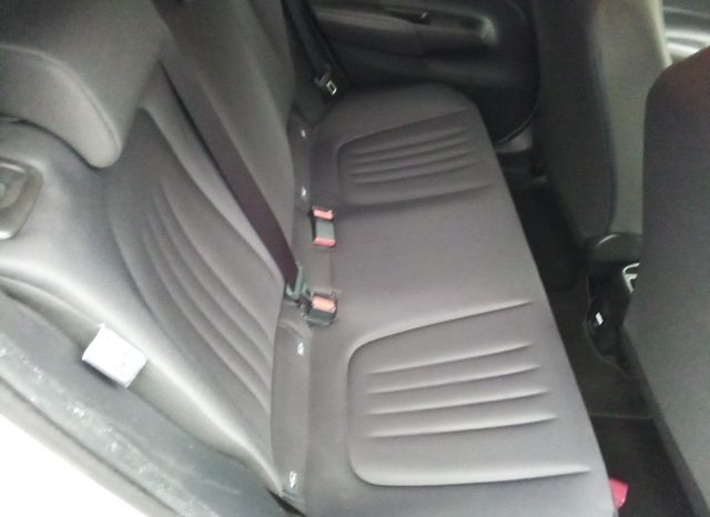 
								Toyota Aqua X full									