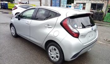 
									Toyota Aqua X full								