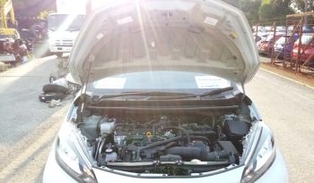 
									Toyota Aqua X full								