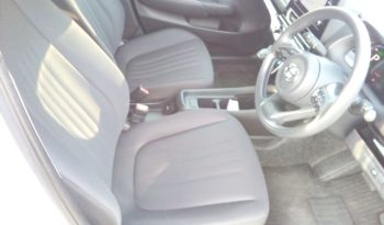 
									Toyota Aqua X full								