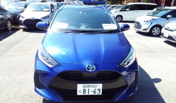 
									Toyota Yaris HYBRID Z full								