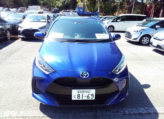
								Toyota Yaris HYBRID Z full									