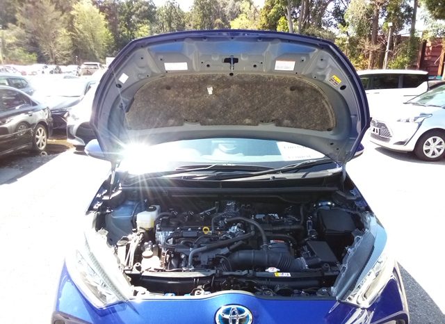 
								Toyota Yaris HYBRID Z full									