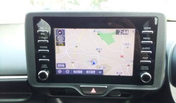 
									Toyota Yaris HYBRID X full								