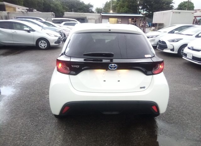
								Toyota Yaris X full									