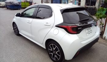 
									Toyota Yaris HYBRID Z full								
