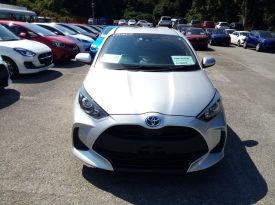 Toyota Yaris HYBRID X