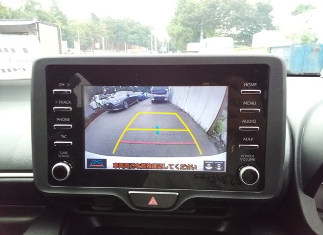 
								Toyota Yaris HYBRID X full									