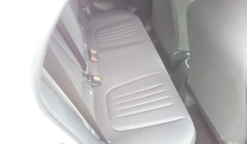 
									Toyota Yaris HYBRID X full								