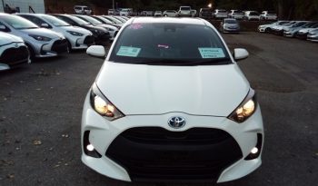 
									Toyota Yaris X full								