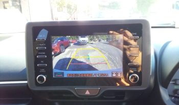 
									Toyota Yaris HYBRID X full								