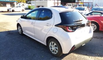 
									Toyota Yaris X full								