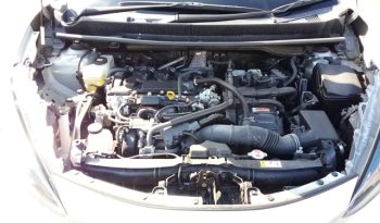 
									Toyota Aqua X full								