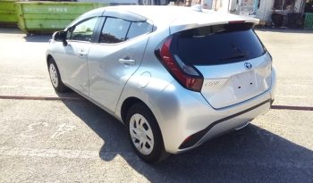 
									Toyota Aqua X full								