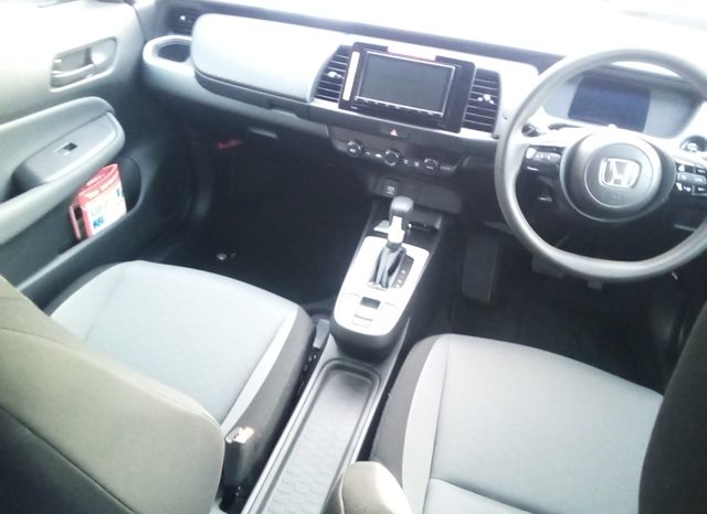 
								Honda Fit E:HEV full									