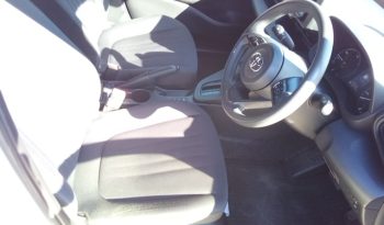 
									Toyota Yaris X full								