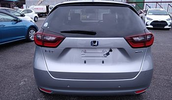 
									Honda Fit e:HEV BASIC full								