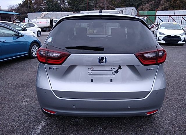 
								Honda Fit e:HEV BASIC full									