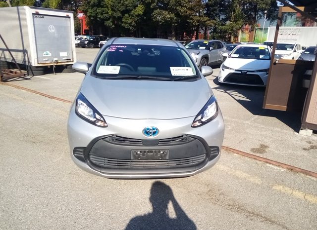 
								Toyota Aqua X full									