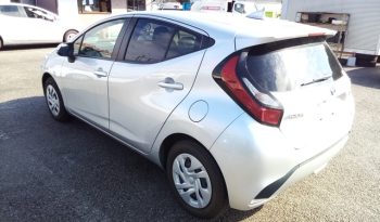 
									Toyota Aqua X full								