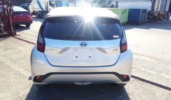 
									Toyota Aqua X full								