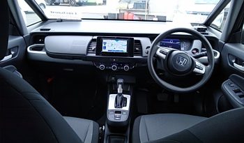 
									Honda Fit e:HEV BASIC full								