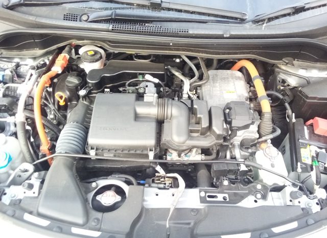 
								Honda Fit E:HEV full									