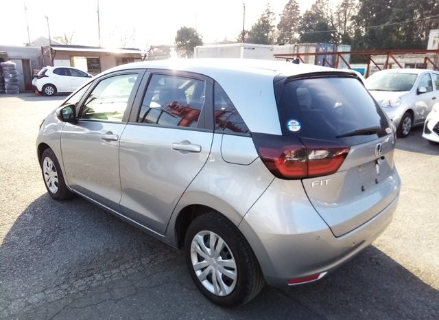 
								Honda Fit e:HEV BASIC full									