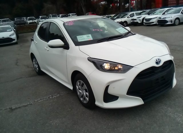 Toyota Yaris HYBRID X