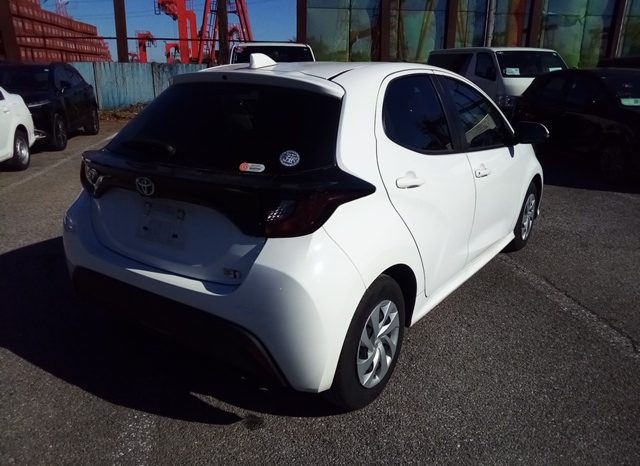 Toyota Yaris HYBRID X