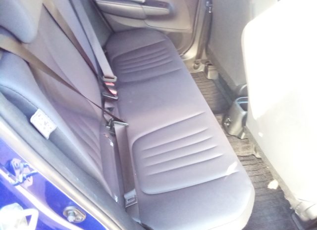 
								Toyota Aqua X full									