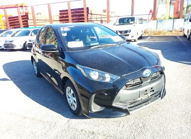 Toyota Yaris HYBRID X